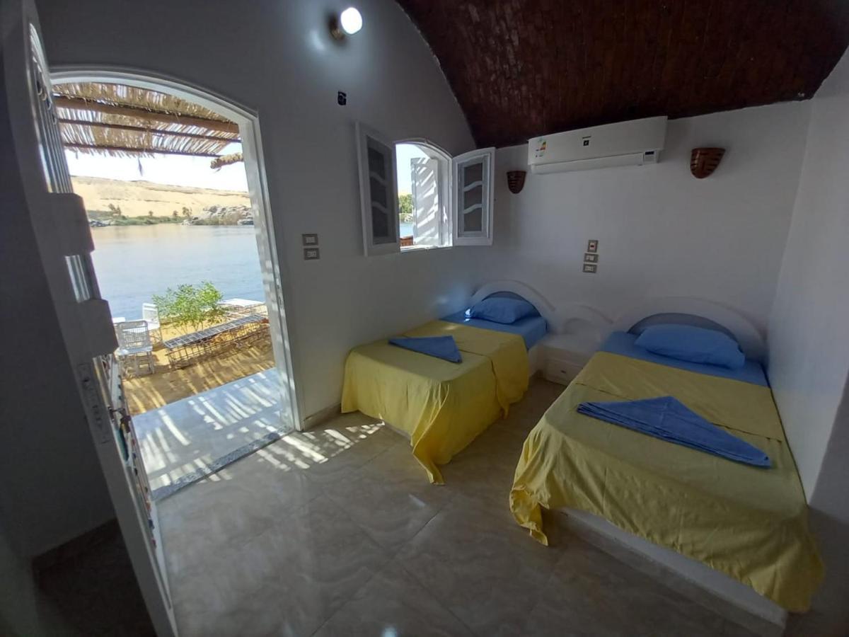 Kafana Guest House Nile View Aswan Bagian luar foto