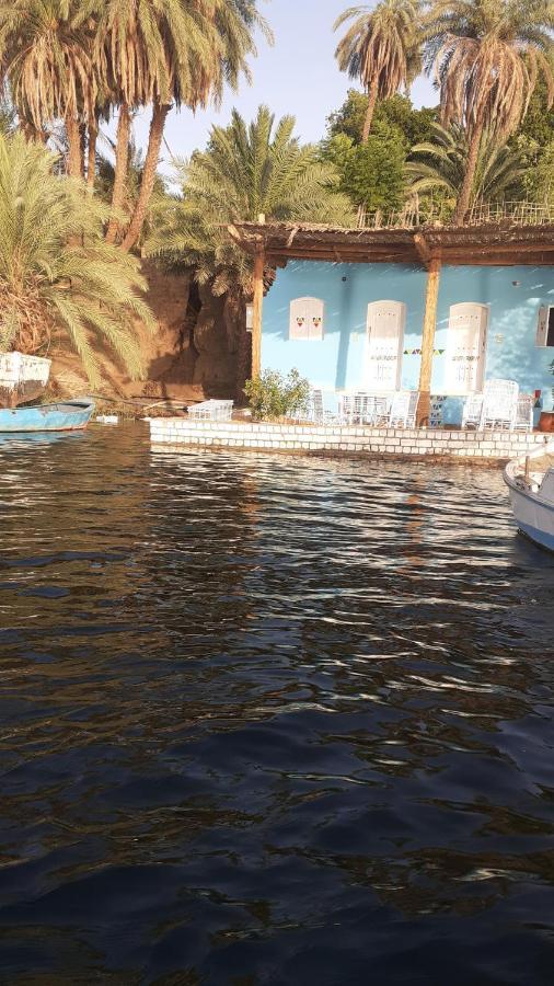Kafana Guest House Nile View Aswan Bagian luar foto