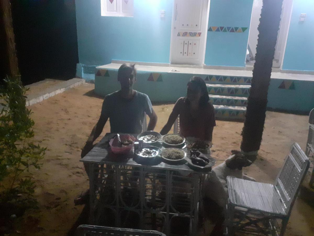 Kafana Guest House Nile View Aswan Bagian luar foto