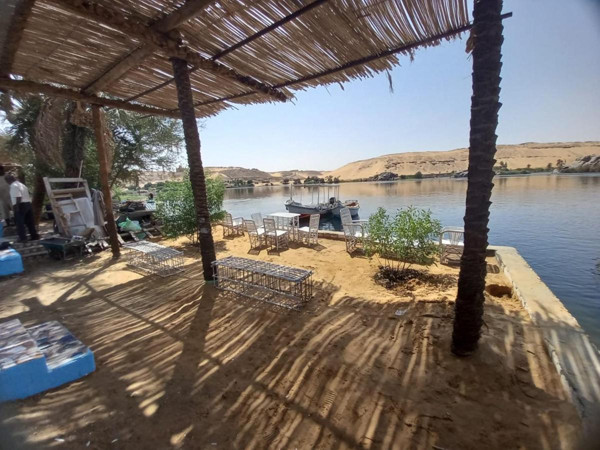 Kafana Guest House Nile View Aswan Bagian luar foto