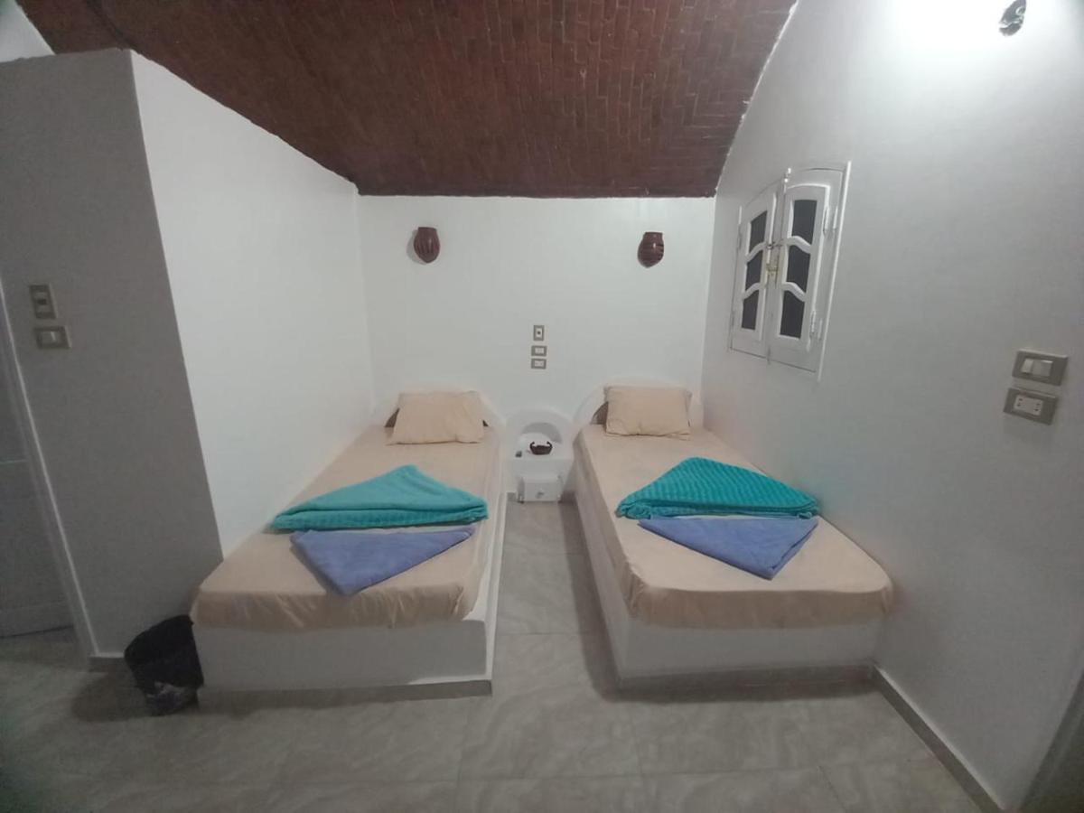 Kafana Guest House Nile View Aswan Bagian luar foto