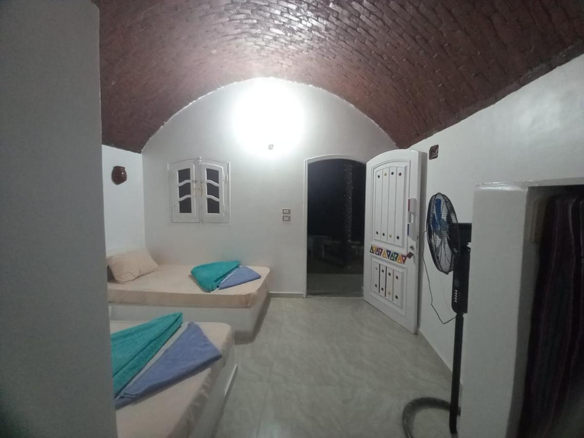 Kafana Guest House Nile View Aswan Bagian luar foto