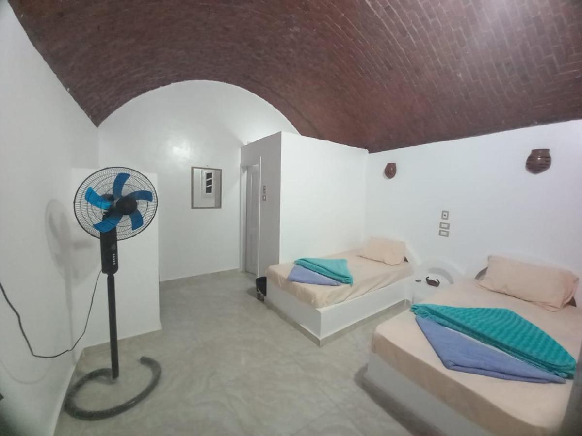 Kafana Guest House Nile View Aswan Bagian luar foto