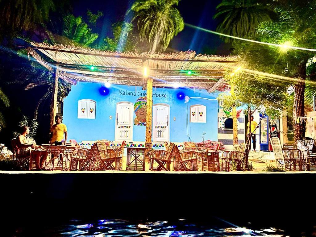 Kafana Guest House Nile View Aswan Bagian luar foto
