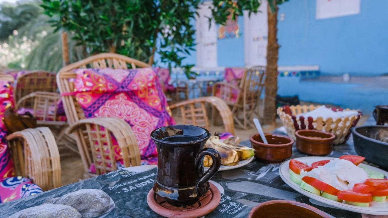 Kafana Guest House Nile View Aswan Bagian luar foto